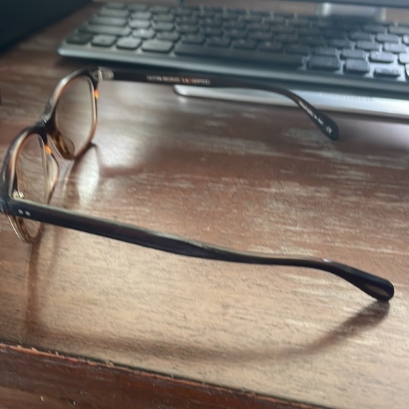 Oliver PeoplesLA Ashton brown eyeglasses with brown OliverPeoples LA case - Picture 10 of 17